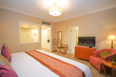 Executive City View Room